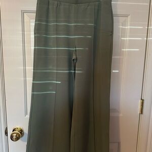 Lou & Grey Wide Leg Olive Green Pants